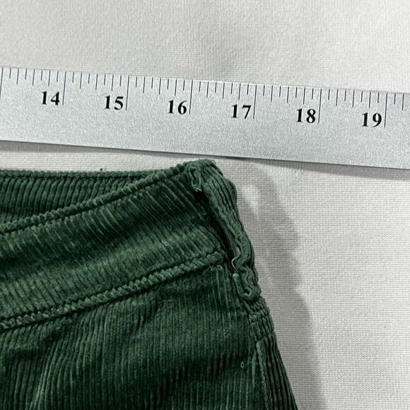 Anthropologie Pilcro Women Green Corduroy Flare Bootcut Leg Pants Size 32P 32X29 - Picture 10 of 12